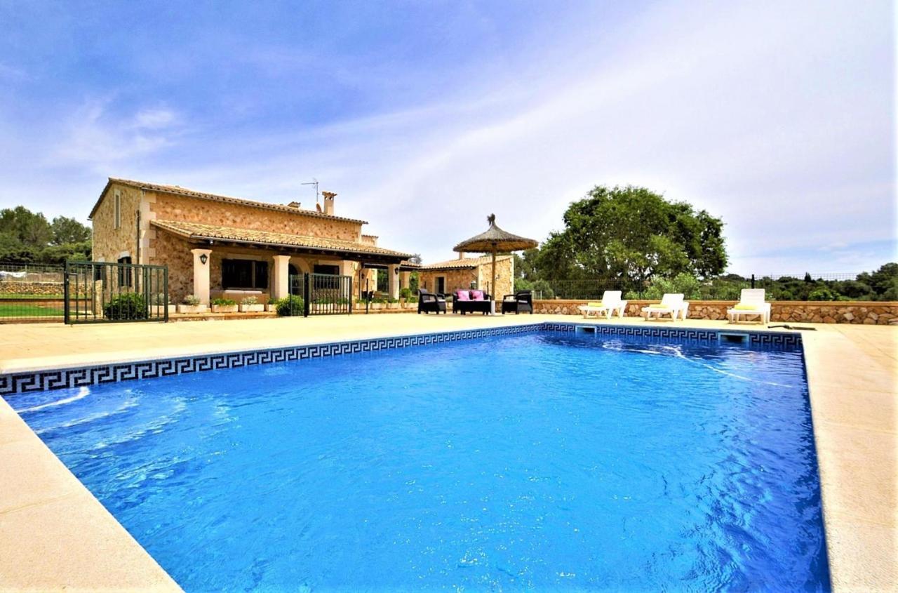 Cas Borrassos- Finca Con Piscina Privada Y Vistas Despejadas 팔마데마요르카 외부 사진